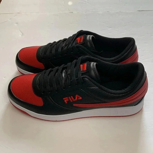 FILA Men’s Sneakers Low Top A-Low Red & Black Sz 11 NWT - Picture 2 of 9